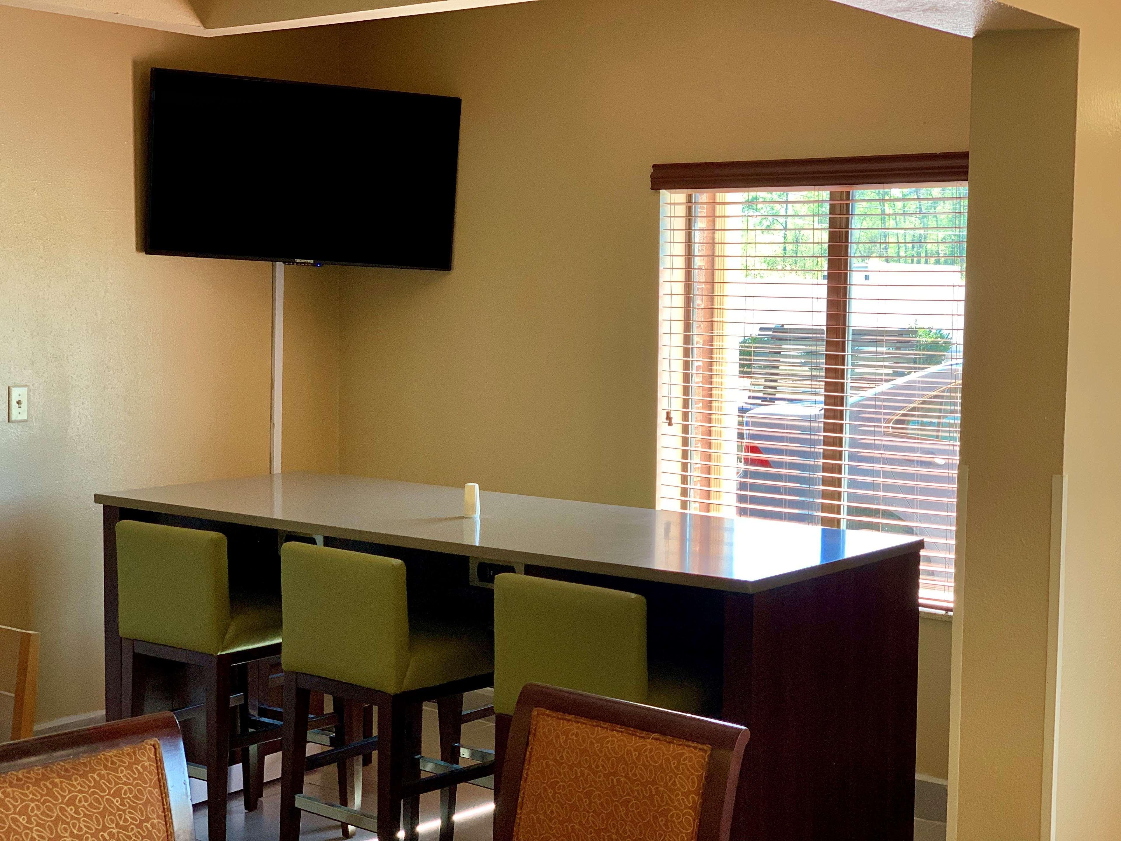 Country Inn & Suites By Radisson, Midway - Tallahassee West Exteriér fotografie