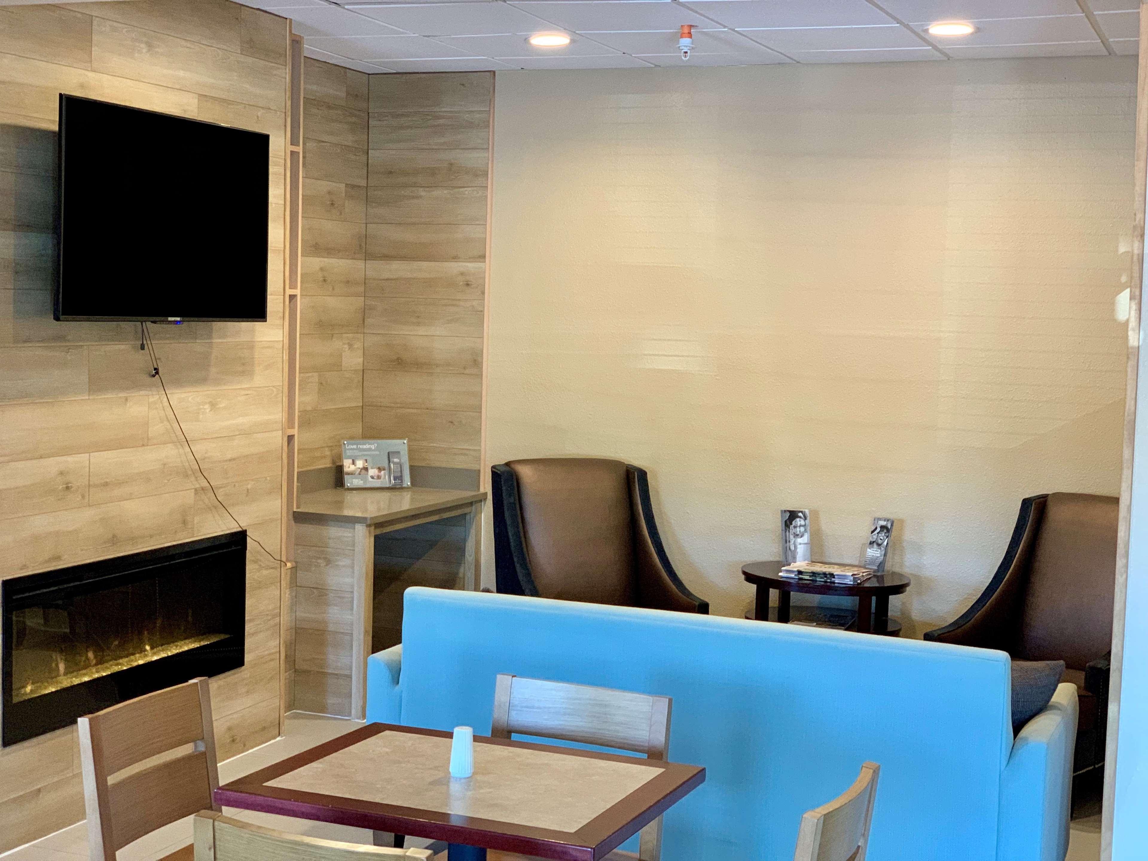 Country Inn & Suites By Radisson, Midway - Tallahassee West Exteriér fotografie