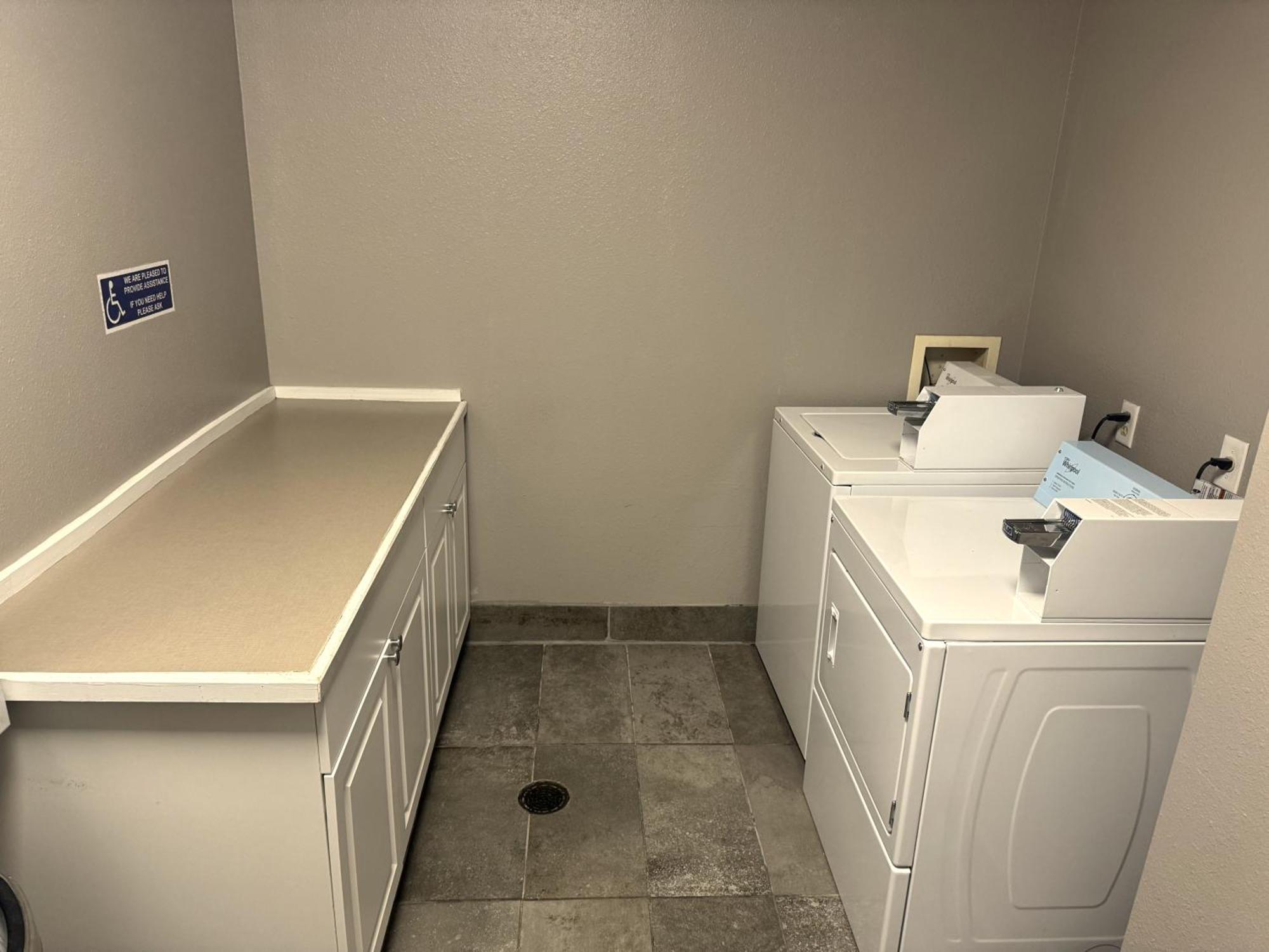 Country Inn & Suites By Radisson, Midway - Tallahassee West Exteriér fotografie